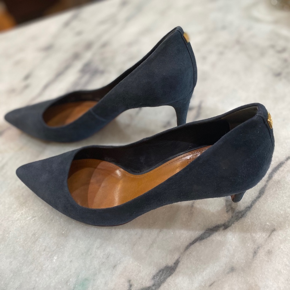 Gorgeous navy suede Tory Burch heels